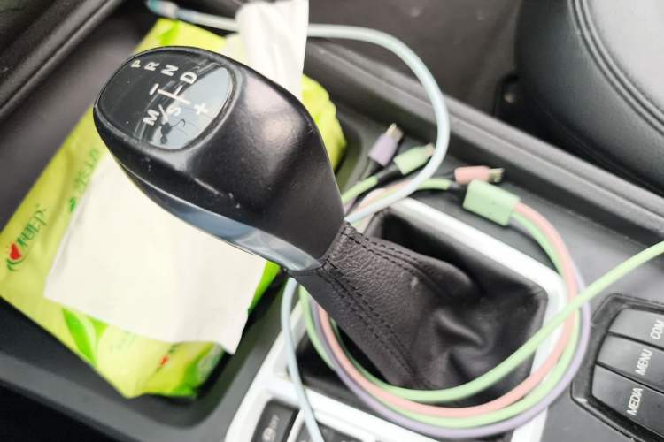 Used BMW 1 Series 2017 118i Fashion Model Gear Lever