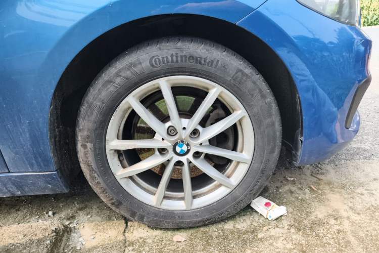 Used BMW 1 Series 2017 118i Fashion Model Right Front Wheel Hub