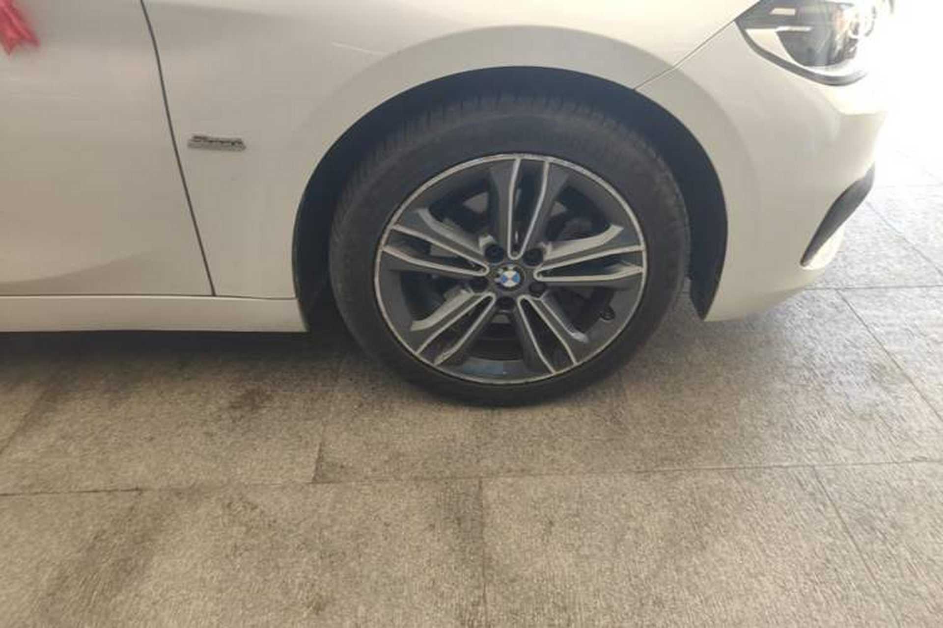 Used BMW 1 Series 2017 118i Sport Edition Right Front Wheel Hub