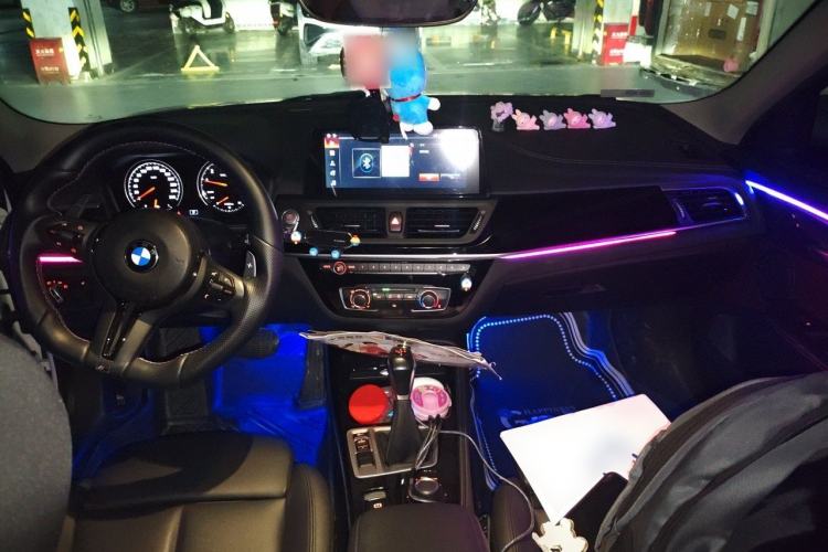 Used BMW 1 Series 2017 118i Sport Edition Center Console