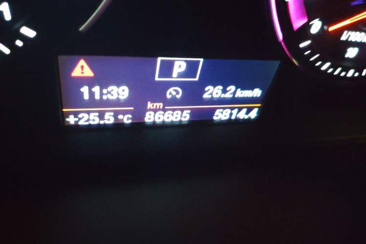 Used BMW 1 Series 2017 118i Sport Edition Odometer Close Up