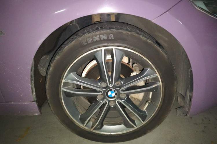 Used BMW 1 Series 2017 118i Sport Edition Right Front Wheel Hub
