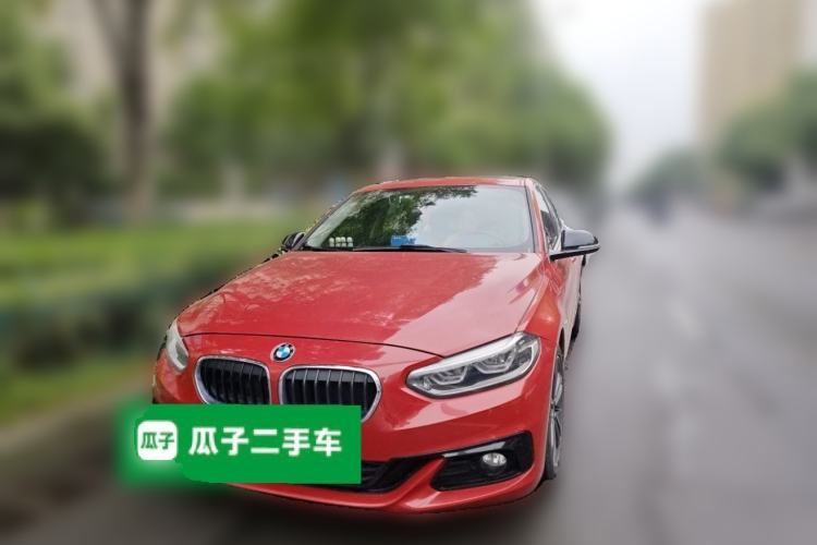 Used BMW 1 Series 2017 118i Sport Edition Guazi used car, China used car export, Used car for sale, Used BMW cars, Cheapest cars for sale