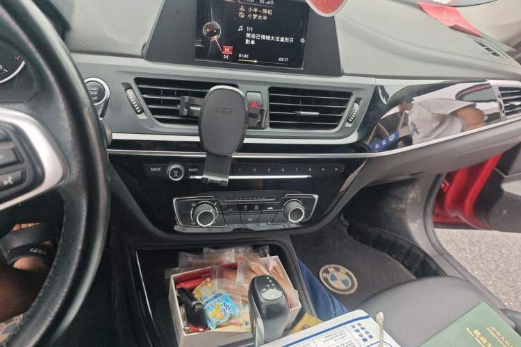 Used BMW 1 Series 2017 118i Sport Edition Audio And AC Panel
