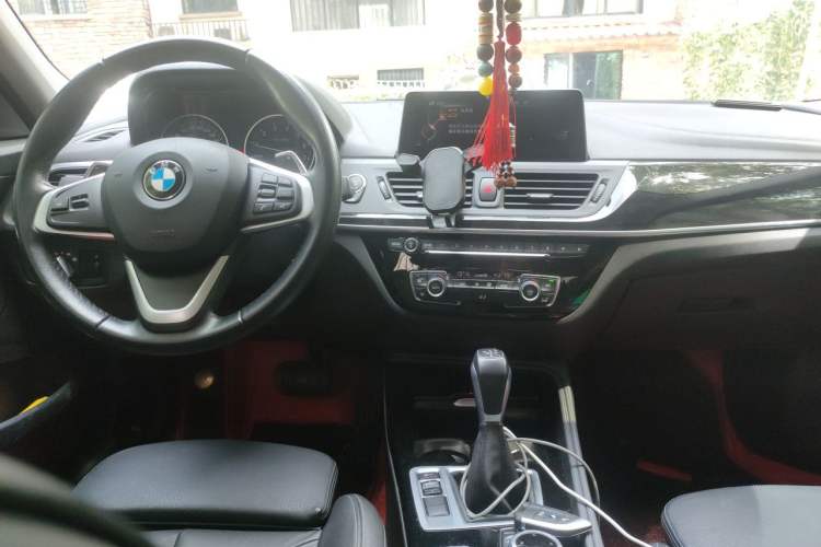 Used BMW 1 Series 2017 120i Design Package Model Audio And AC Panel