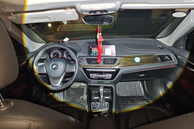Used BMW 1 Series 2017 118i Design Package Model Center Console