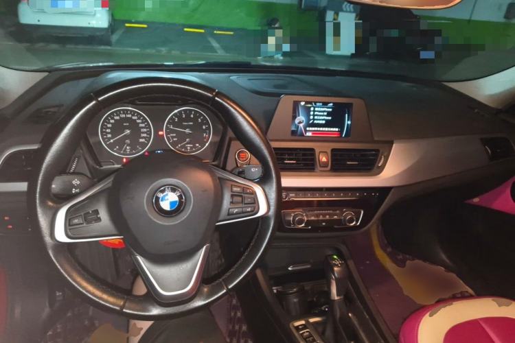 Used BMW 1 Series 2017 118i Fashion Model Center Console