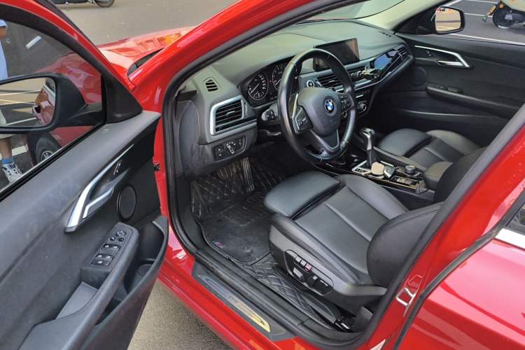 Used BMW 1 Series 2017 118i Sport Edition Driver Seat
