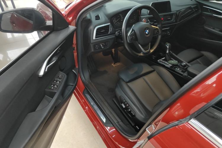 Used BMW 1 Series 2017 118i Sport Edition Driver Seat
