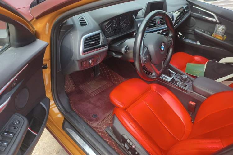 Used BMW 1 Series 2017 118i Sport Edition Driver Seat