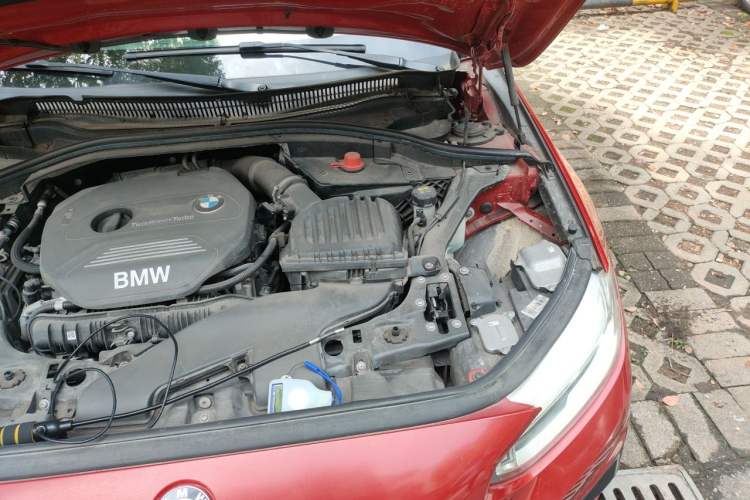 Used BMW 1 Series 2017 120i Design Package Model Engine Bay Left