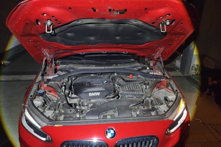 Used BMW 1 Series 2017 118i Design Package Model Engine Bay