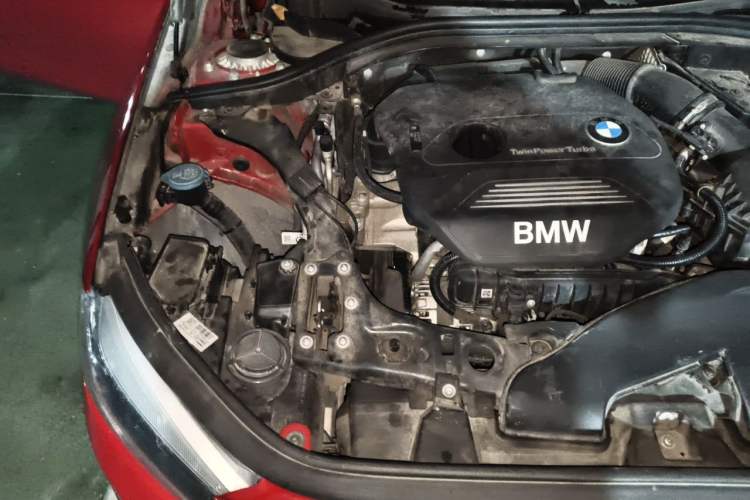 Used BMW 1 Series 2017 118i Fashion Model Engine Bay Right