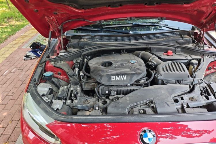 Used BMW 1 Series 2017 118i Sport Edition Engine Bay Right