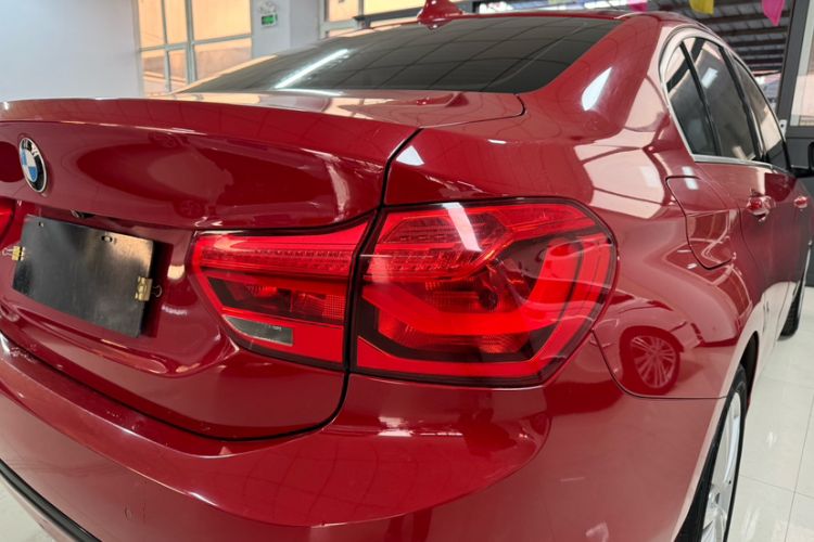 Used BMW 1 Series 2017 118i Design Package Model Exterior 11