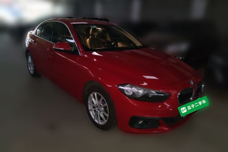 Used BMW 1 Series 2017 118i Fashion Model Front Right 45 Deg