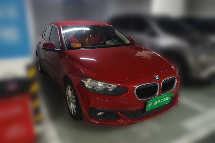 Used BMW 1 Series 2017 118i Fashion Model Front Right 45 Deg