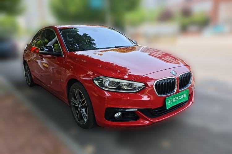 Used BMW 1 Series 2017 118i Sport Edition Front Right 45 Deg