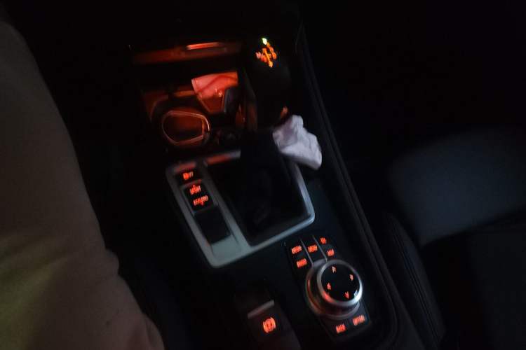 Used BMW 1 Series 2017 120i Design Package Model Gear Lever
