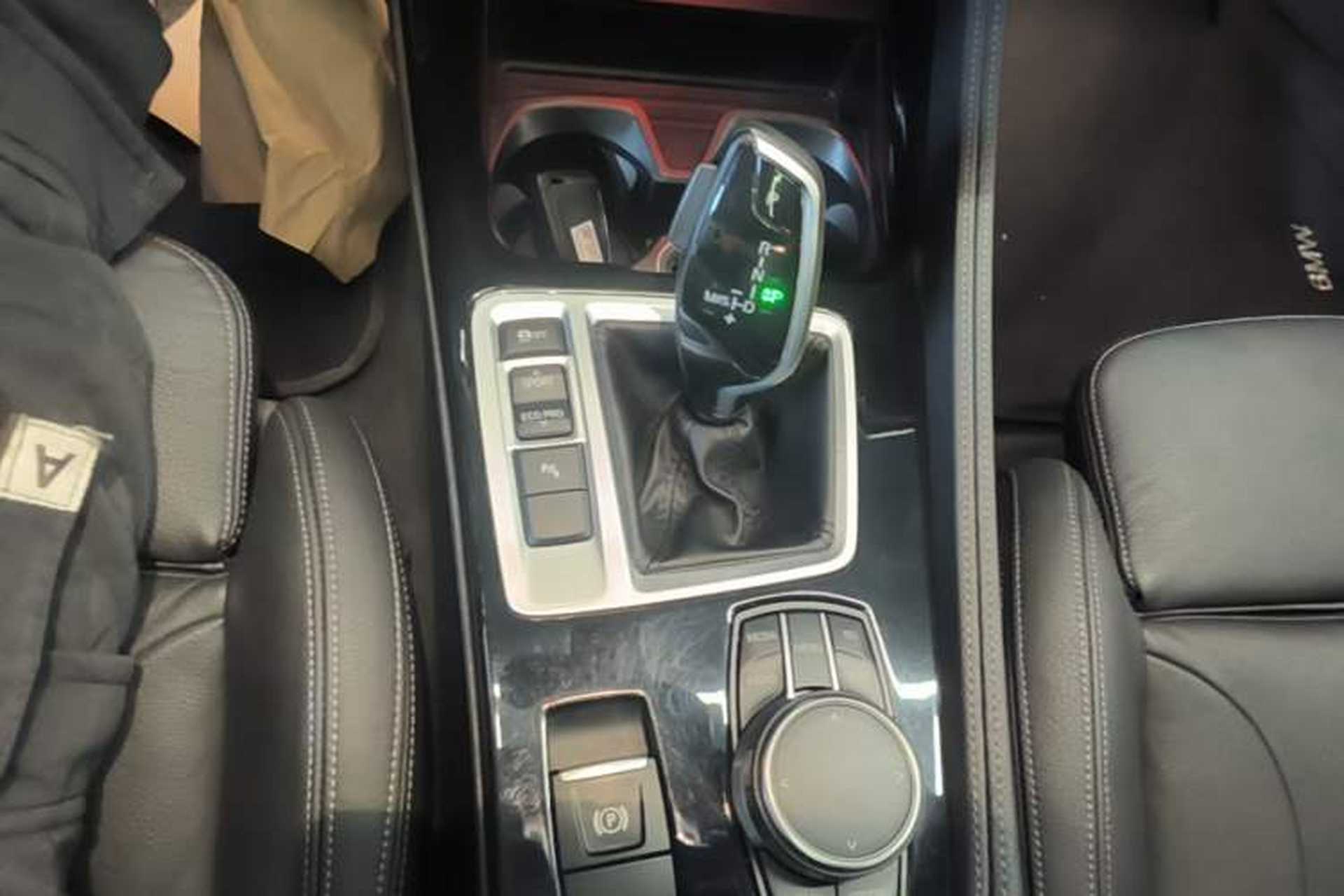 Used BMW 1 Series 2017 120i Design Package Model Gear Lever