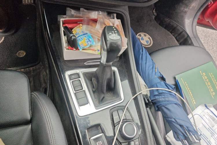 Used BMW 1 Series 2017 118i Sport Edition Gear Lever