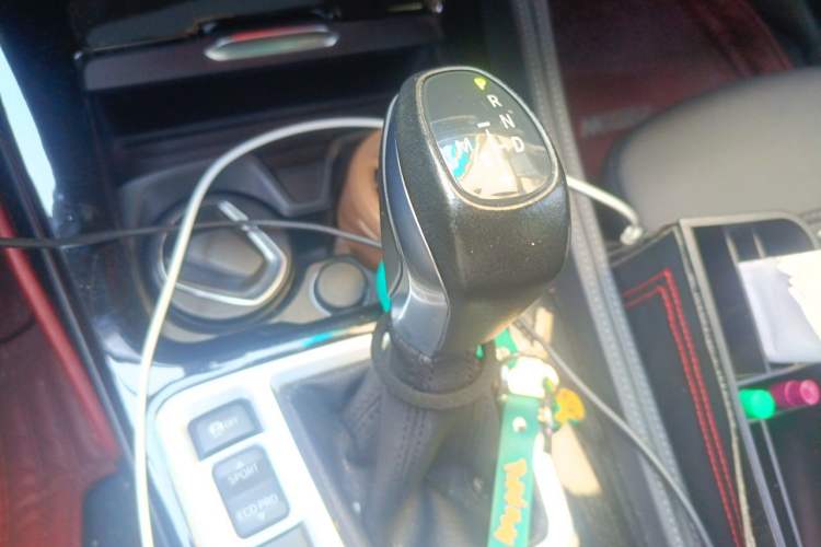 Used BMW 1 Series 2017 118i Sport Edition Gear Lever