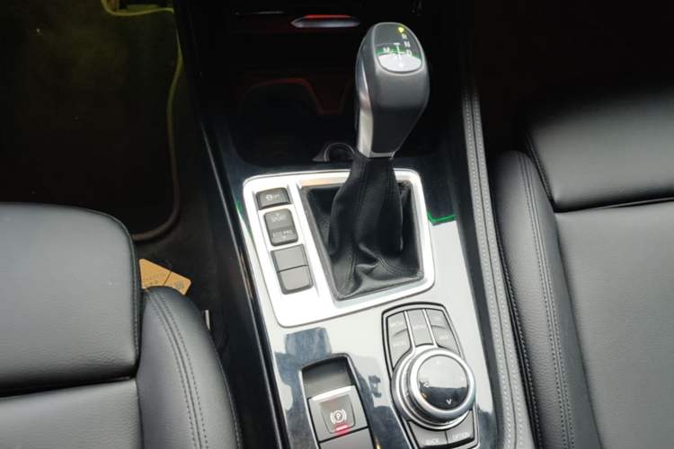 Used BMW 1 Series 2017 118i Design Package Model Gear Lever