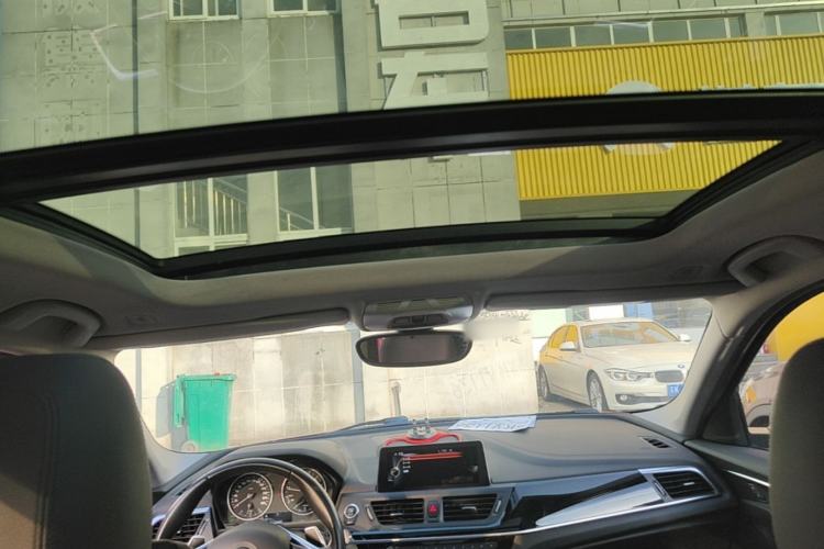 Used BMW 1 Series 2017 120i Design Package Model Headliner
