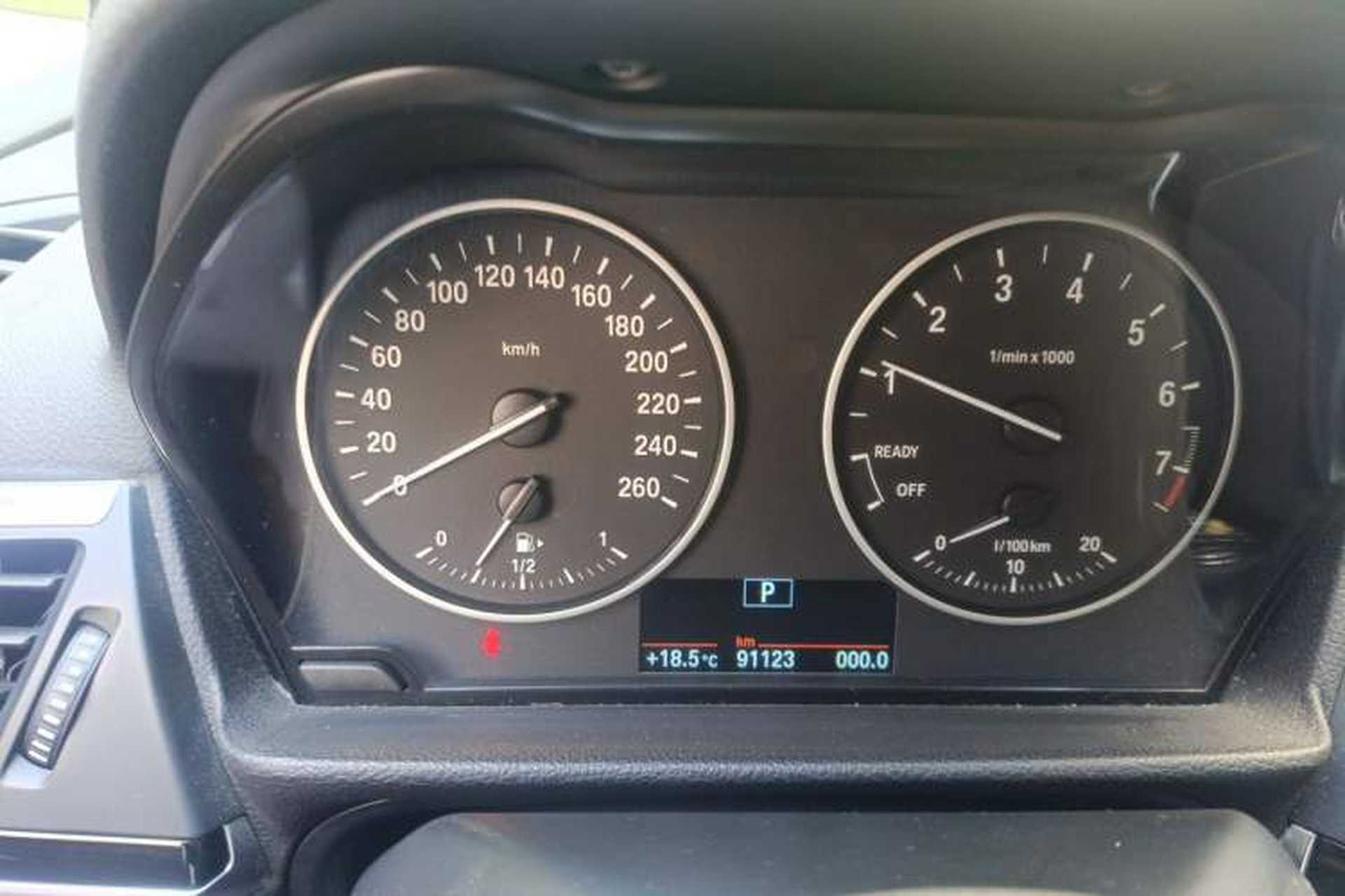 Used BMW 1 Series 2017 118i Sport Edition Instrument Cluster