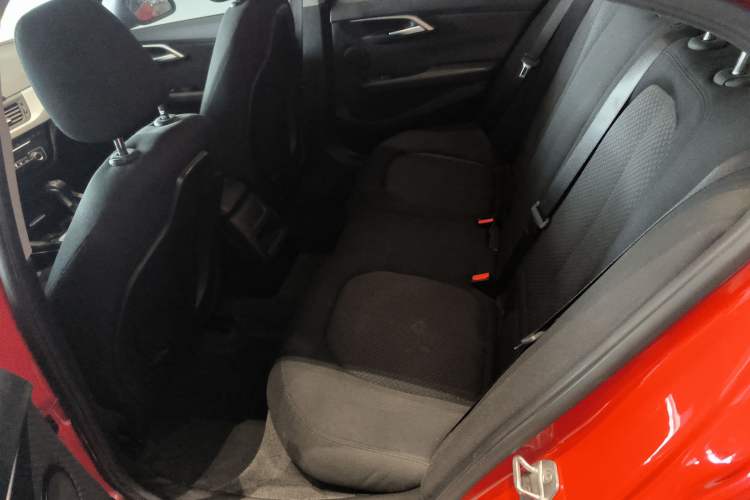 Used BMW 1 Series 2017 118i Fashion Model Interior 4