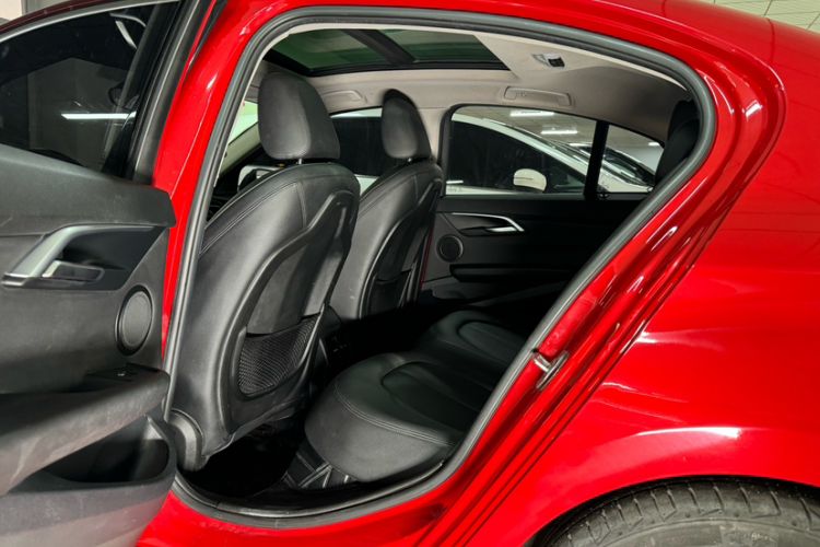 Used BMW 1 Series 2017 118i Design Package Model Interior 7