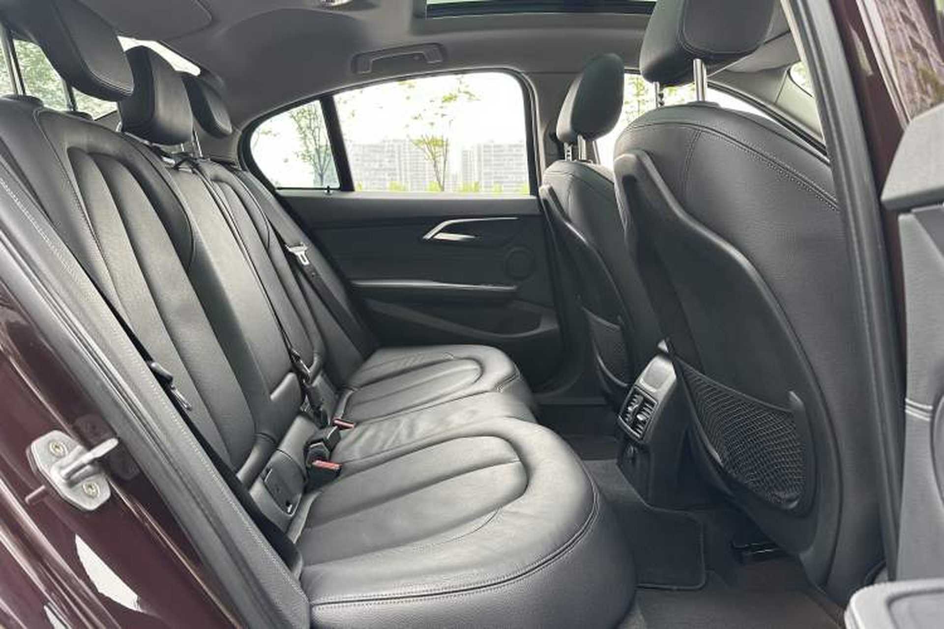 Used BMW 1 Series 2017 120i Design Package Model Interior 8
