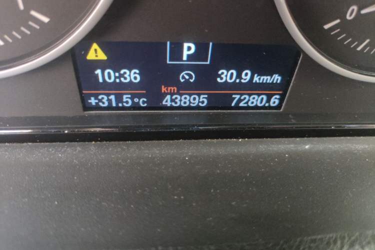 Used BMW 1 Series 2017 120i Design Package Model Odometer Close Up