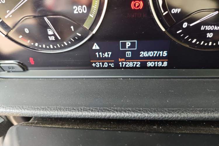 Used BMW 1 Series 2017 118i Sport Edition Odometer Close Up