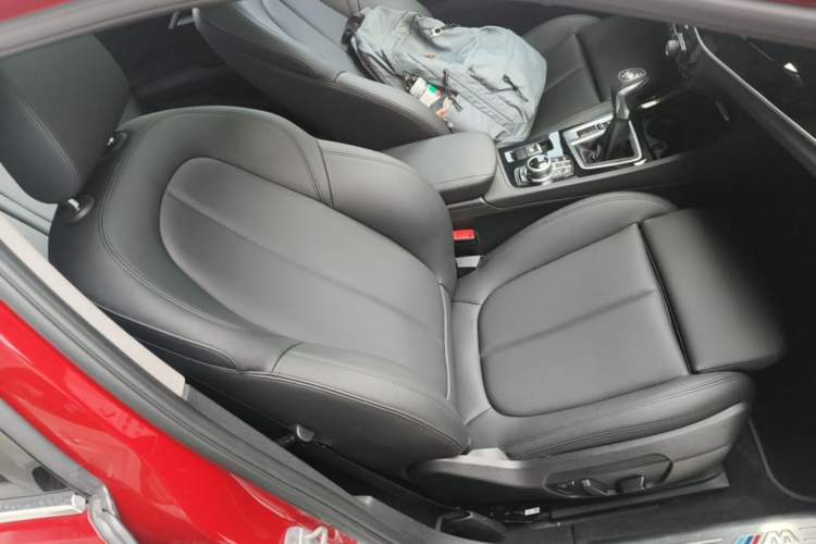 Used BMW 1 Series 2017 118i Design Package Model Right Front Seat