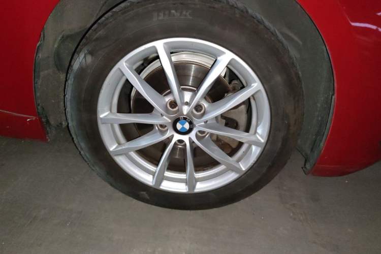 Used BMW 1 Series 2017 118i Fashion Model Right Front Wheel Hub