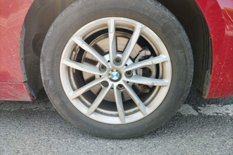 Used BMW 1 Series 2017 118i Fashion Model Right Front Wheel Hub