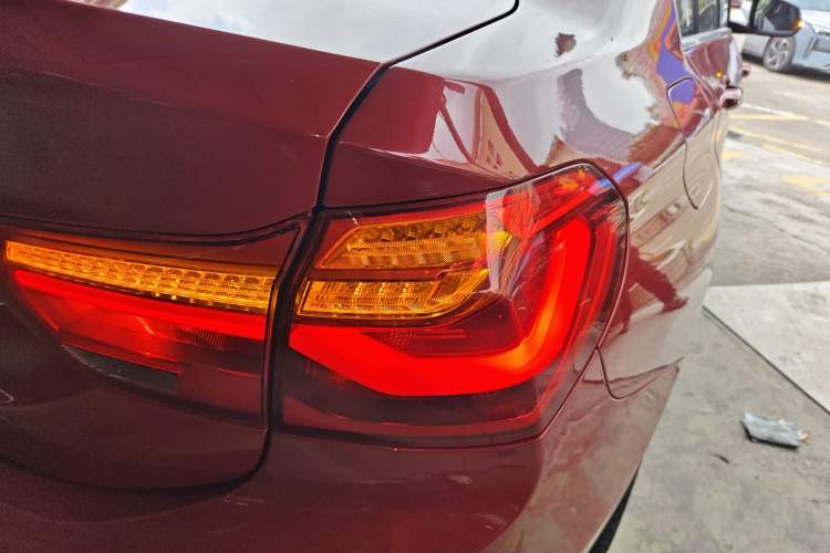 Used BMW 1 Series 2017 118i Sport Edition Right Rear Taillight