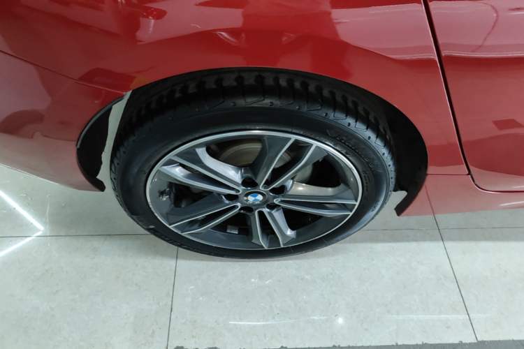 Used BMW 1 Series 2017 118i Sport Edition Right Rear Wheel Hub