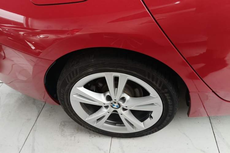 Used BMW 1 Series 2017 118i Design Package Model Right Rear Wheel Hub