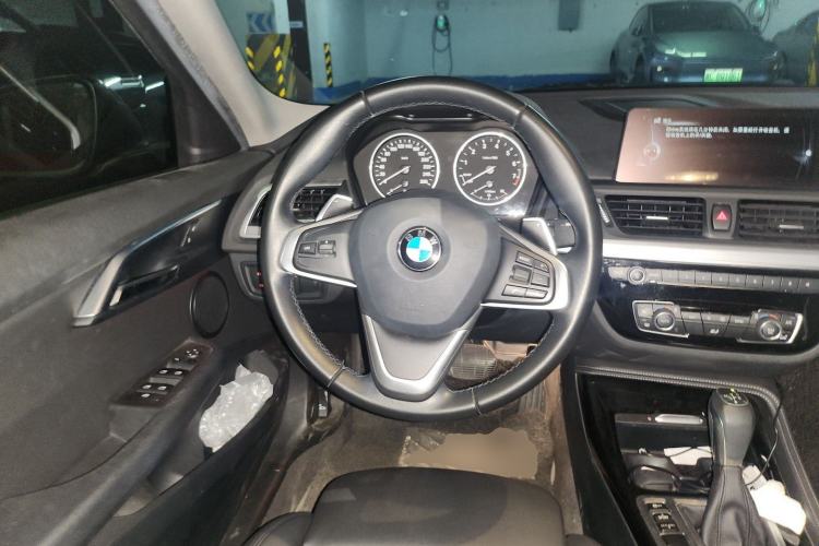 Used BMW 1 Series 2017 120i Design Package Model Steering Wheel