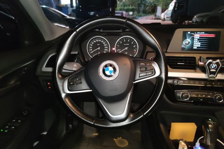 Used BMW 1 Series 2017 118i Fashion Model Steering Wheel