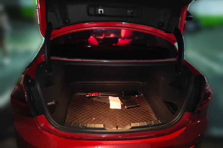 Used BMW 1 Series 2017 118i Fashion Model Trunk