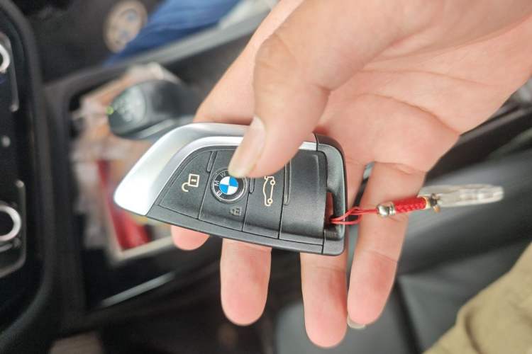 Used BMW 1 Series 2017 118i Sport Edition Vehicle Key