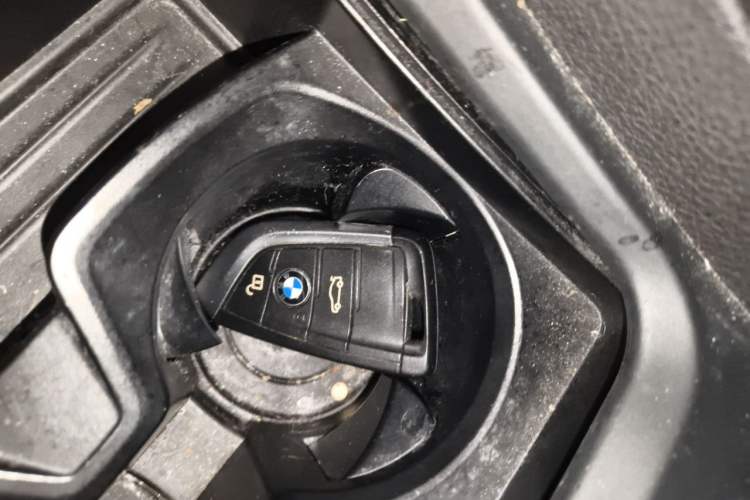 Used BMW 1 Series 2017 118i Fashion Model Vehicle Key