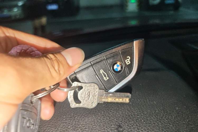 Used BMW 1 Series 2017 118i Fashion Model Vehicle Key
