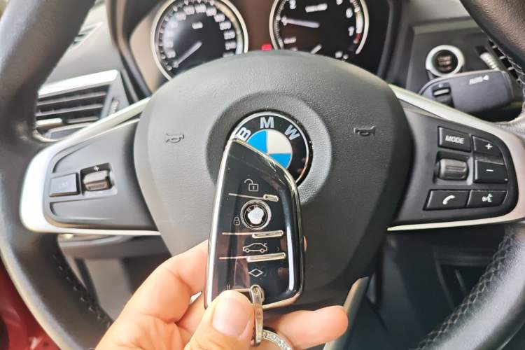 Used BMW 1 Series 2017 118i Sport Edition Vehicle Key