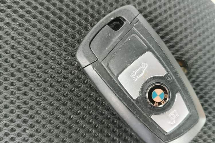 Used BMW 1 Series 2017 118i Design Package Model Vehicle Key
