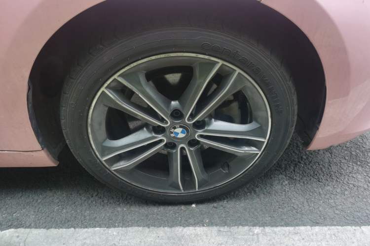 Used BMW 1 Series 2017 118i Sport Edition Right Front Wheel Hub