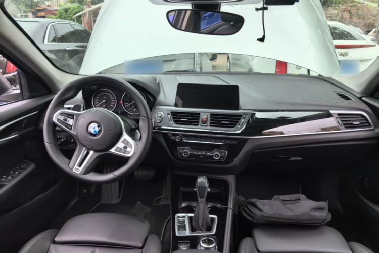 Used BMW 1 Series 2017 118i Design Package Model Center Console